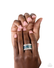 Load image into Gallery viewer, Smoldering Spectacle - Green Ring