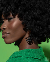 Load image into Gallery viewer, Plentiful Petals - Black Earring