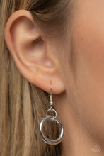 Load image into Gallery viewer, ARTISANS and Crafts - Brown Necklace