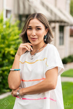 Load image into Gallery viewer, Glimpses of Malibu - Complete Trend Blend Fashion Fix