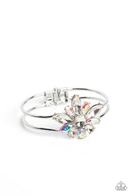 Load image into Gallery viewer, Chic Corsage - White Bracelet