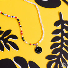 Load image into Gallery viewer, Smiling Showdown - Black Necklace