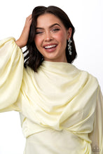 Load image into Gallery viewer, Fluttering Finale - Multi Earring