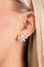 Load image into Gallery viewer, Stellar Showcase - Gold Earring

