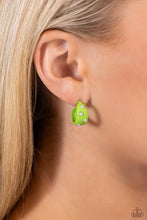Load image into Gallery viewer, Cover PEARL - Green Earring
