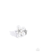 Load image into Gallery viewer, Showstopping Pearls - White Ring

