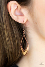 Load image into Gallery viewer, Artisan Treasure - Copper Earring
