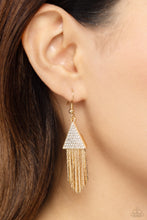 Load image into Gallery viewer, Pyramid SHEEN - Gold Earring
