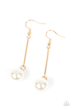 Load image into Gallery viewer, Pearl Redux - Gold Earring
