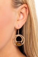 Load image into Gallery viewer, Terrestrial Retreat - Brown Earring
