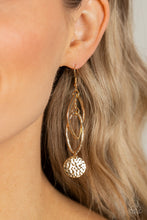 Load image into Gallery viewer, Nothing but CHIME - Gold Earring
