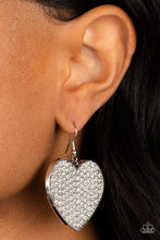 Load image into Gallery viewer, Romantic Reign - White Earring
