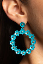 Load image into Gallery viewer, Daisy Meadows - Blue Earring
