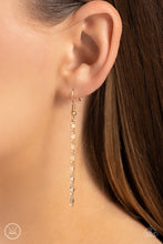 Load image into Gallery viewer, Minimalist Maiden - Gold Necklace
