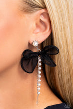 Load image into Gallery viewer, High-Class Heiress - Black Earring
